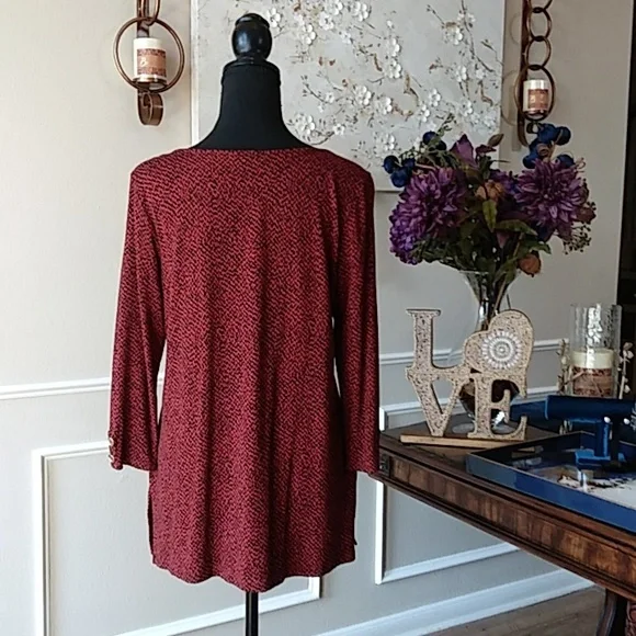 NWOT Liz Claiborne Dark Orange With Black Prints 3/4 Sleeves Tunic Top. Size S - Picture 8 of 17